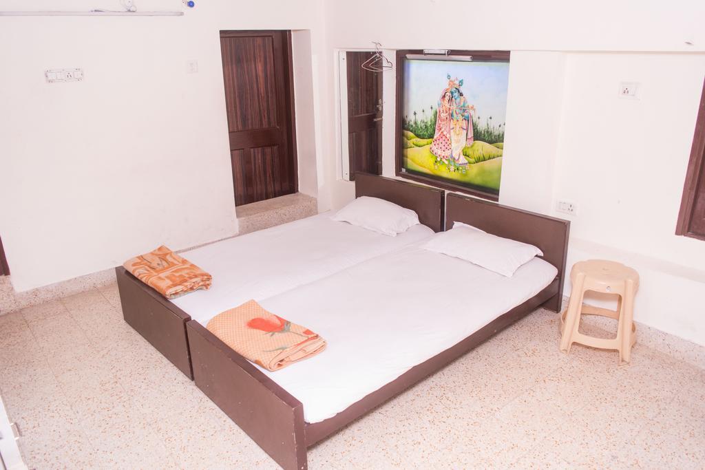 New Metro Guest House Kolkata Exterior photo